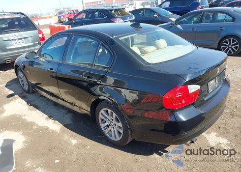 2006 BMW 325I z USA, uszkodzony, nr VIN WBAVB13596PT03563